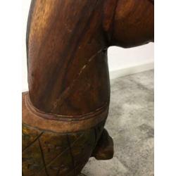 Massief houten paard