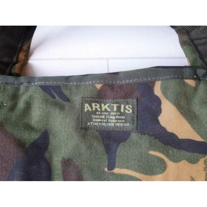 chest rig ARKTIS Nieuw!
