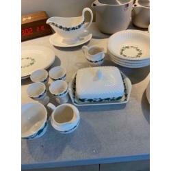 wedgewood met groen blaadje