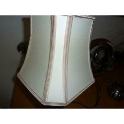 brocant tafel lampje schemerlampje