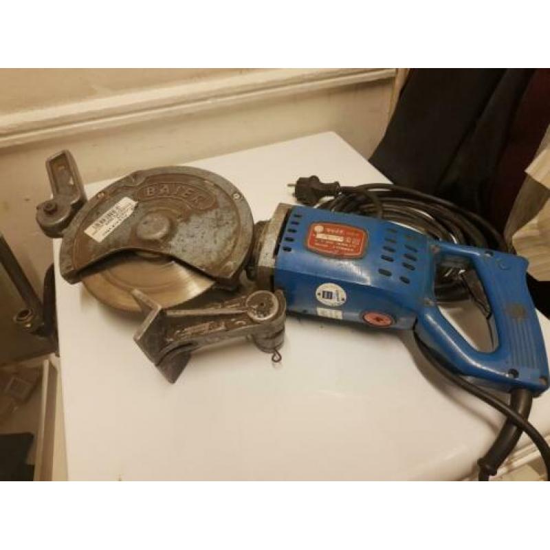 Zelden te koop: baier handzaagmachine metaal