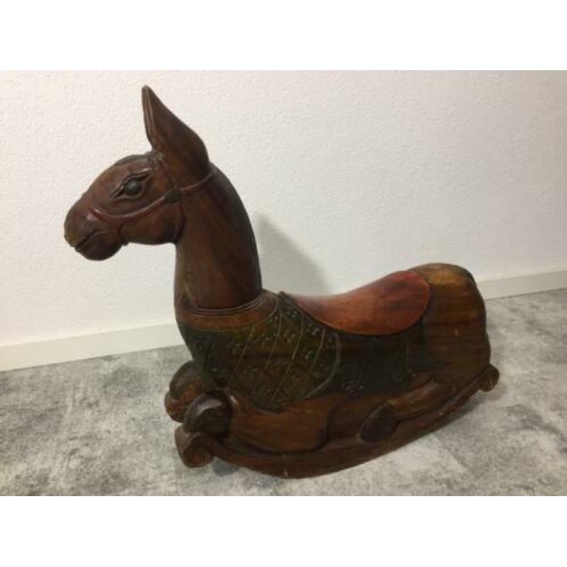 Massief houten paard