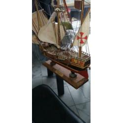Te koop model bouw schepen 3 stuks