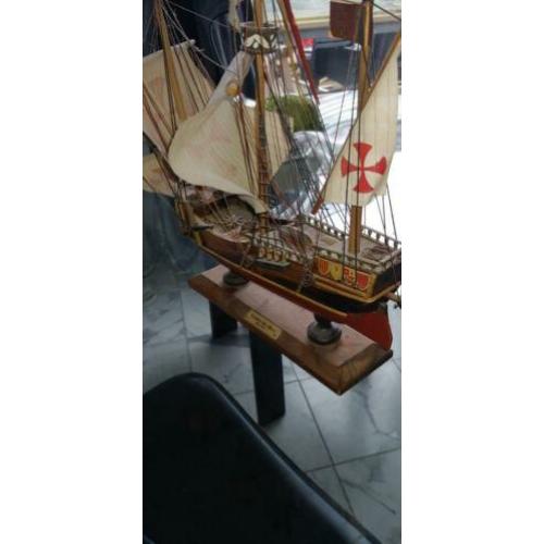 Te koop model bouw schepen 3 stuks