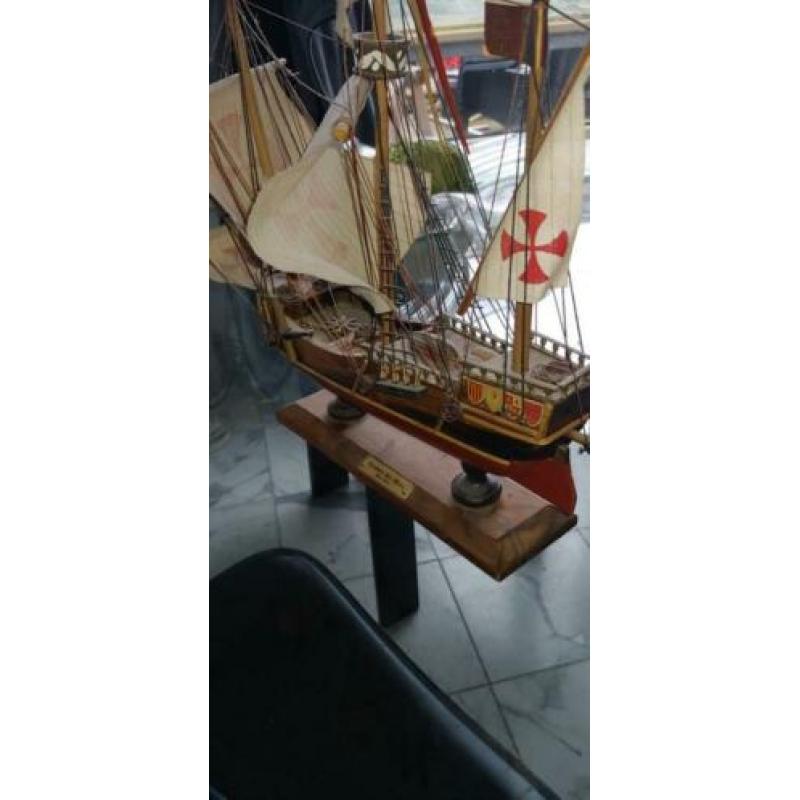 Te koop model bouw schepen 3 stuks