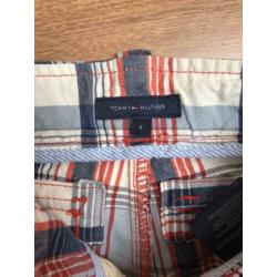 Tommy Hilfiger korte broek Maat 6 Maat 116 Nieuw