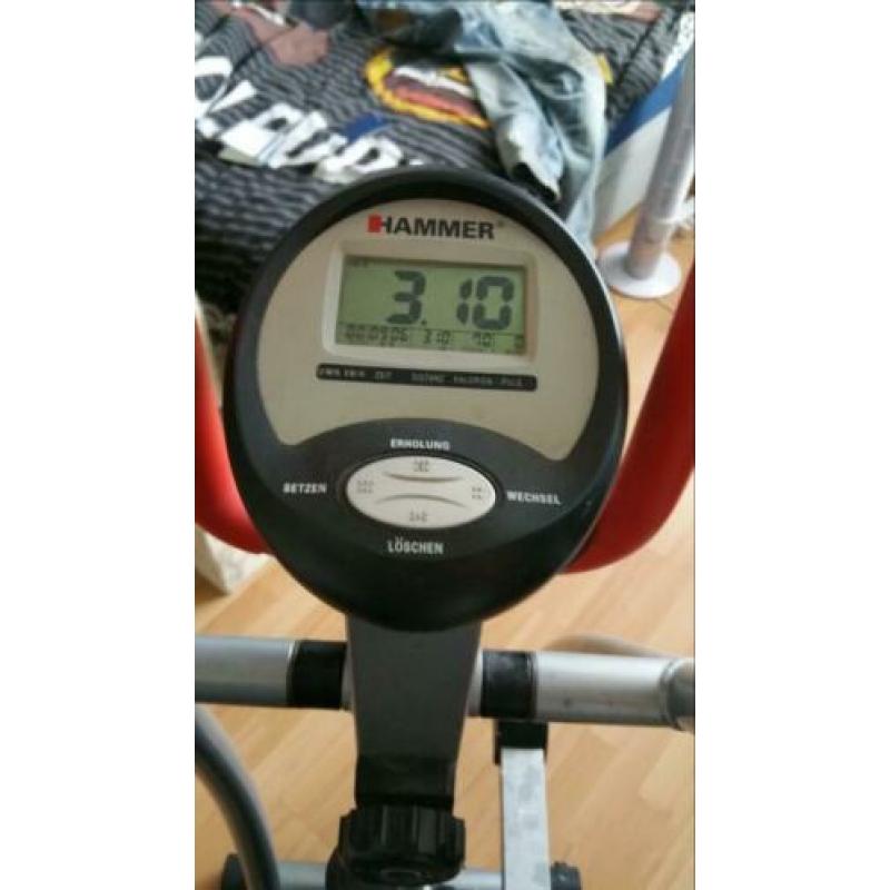 Tekoop aangeboden een crosstrainer van Hammer