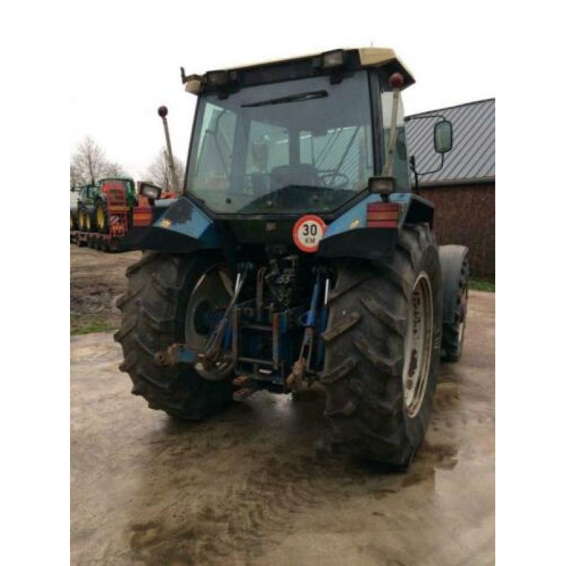 New Holland 7840 (bj 1992)