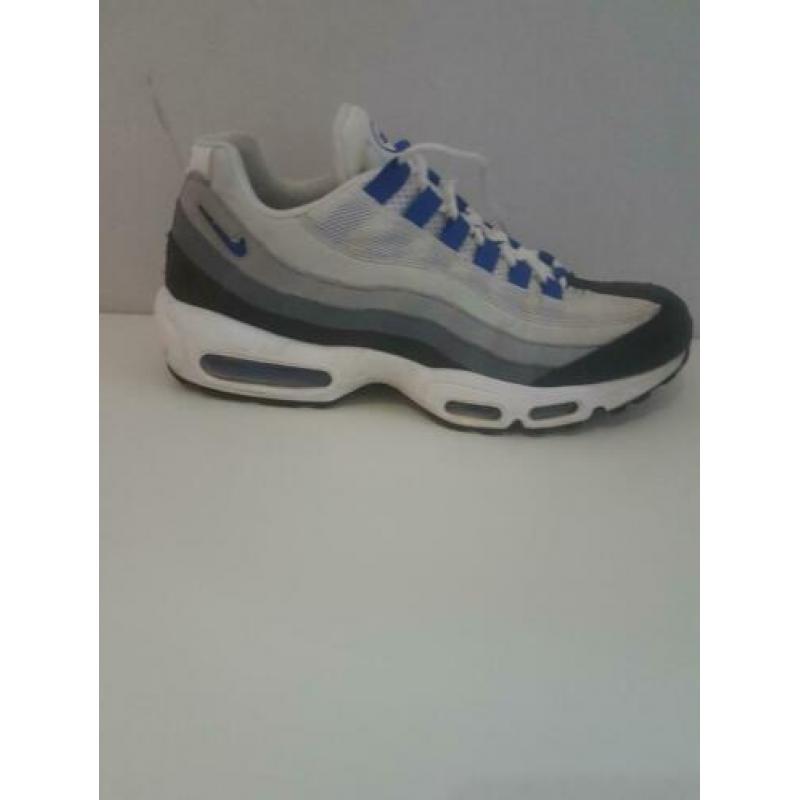 Nike airmax 95,met bonetje