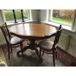 Mooi klassieke tafel