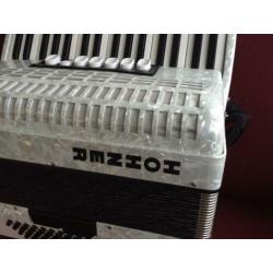 Accordeon Hohner Student , 72 bas . Nieuwstaat .