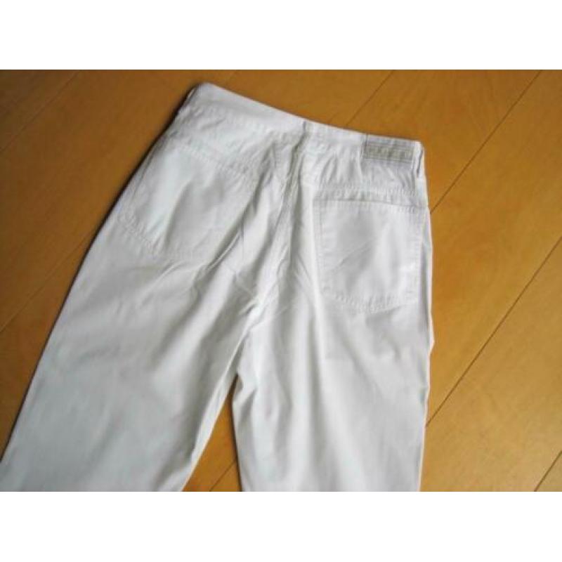 Mooie wit katoenen broek CLOSED PEDAL PUSHER 38-40 snazzeys