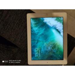 Gebruikte iPad 4 in goede staat zilver