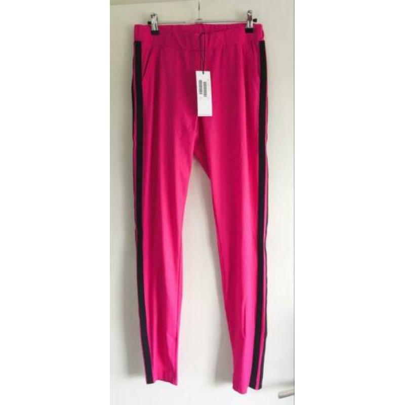 Nieuwe travelstof broek van Studio Anneloes S
