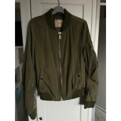 Zomer jas- groen- bomber look- bomberjas maat s 36