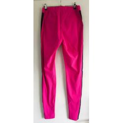 Nieuwe travelstof broek van Studio Anneloes S