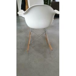 Eames RAR schommelstoel (imitatie)