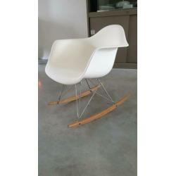 Eames RAR schommelstoel (imitatie)