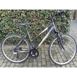Giant X- Sport 3, dames sportfiets 28', maat M