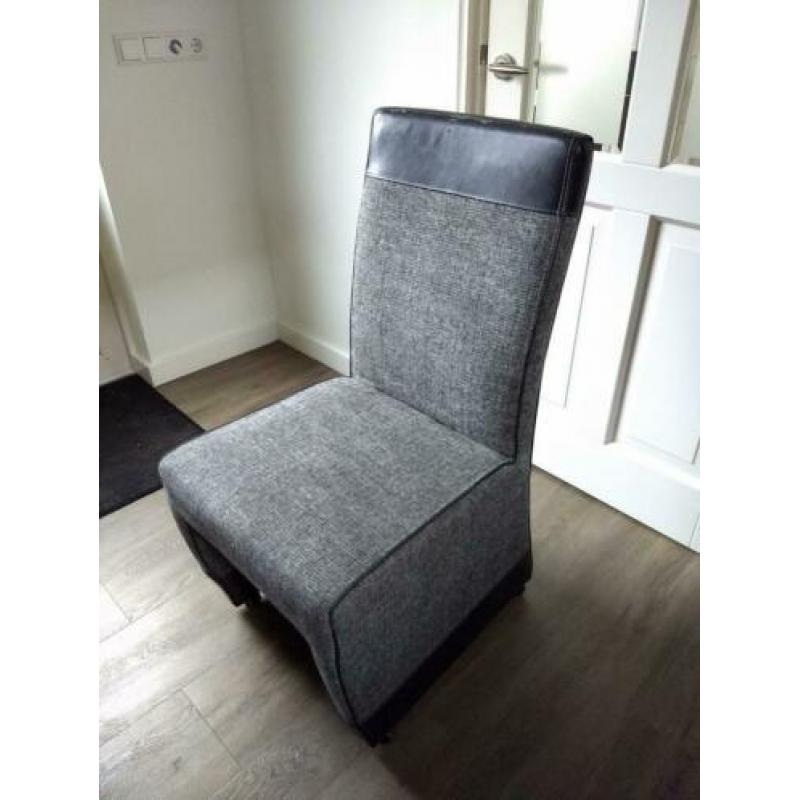 Eetkamerstoelen op wieltjes