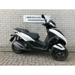 Piaggio 300 LT MP3 Yourban SPORT van €4500 voor €3999