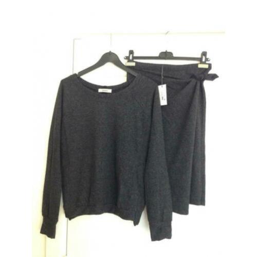 Humanoid sweater met een spikkeltje mt XS/S