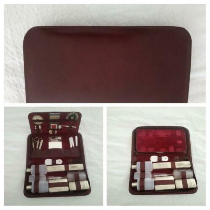 Vintage reis toiletset/toilettasjes/haarspelden/en meer????