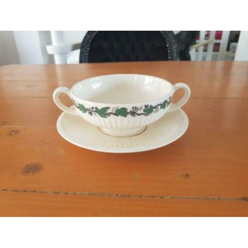 Wedgwood Stratford suiker en melkkannetje, roomkannetje
