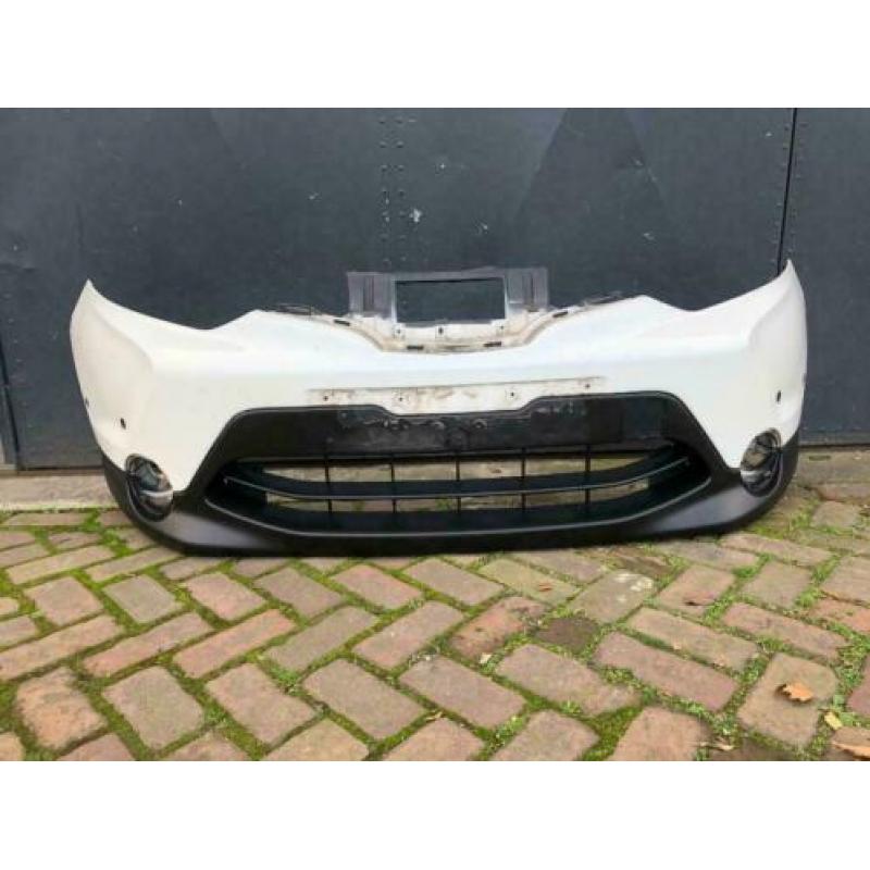 Nissan QASHQAI voorbumper Wit Origineel 28103