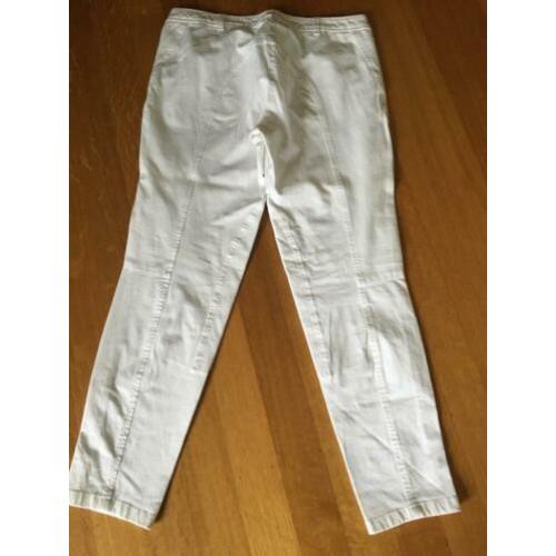 Witte broek