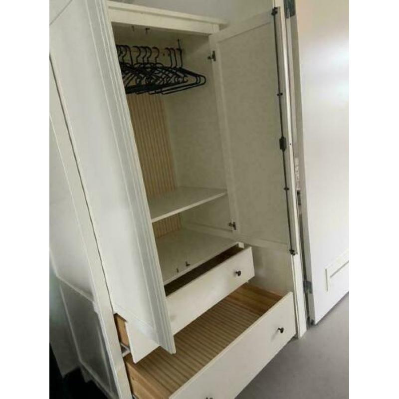 Hemnes kledingkast 2x