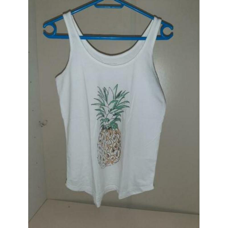Witte top ananas ?? Een hele fijne stof!!