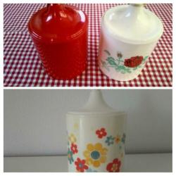 Vintage reis toiletset/toilettasjes/haarspelden/en meer????