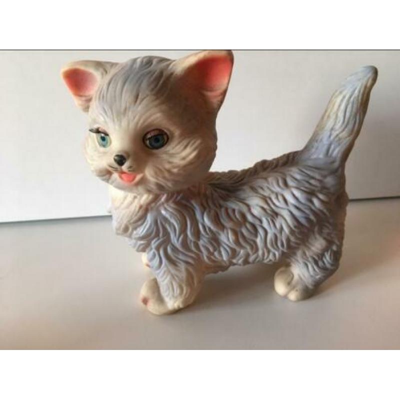 Piepfiguur kat met knikkeroogjes