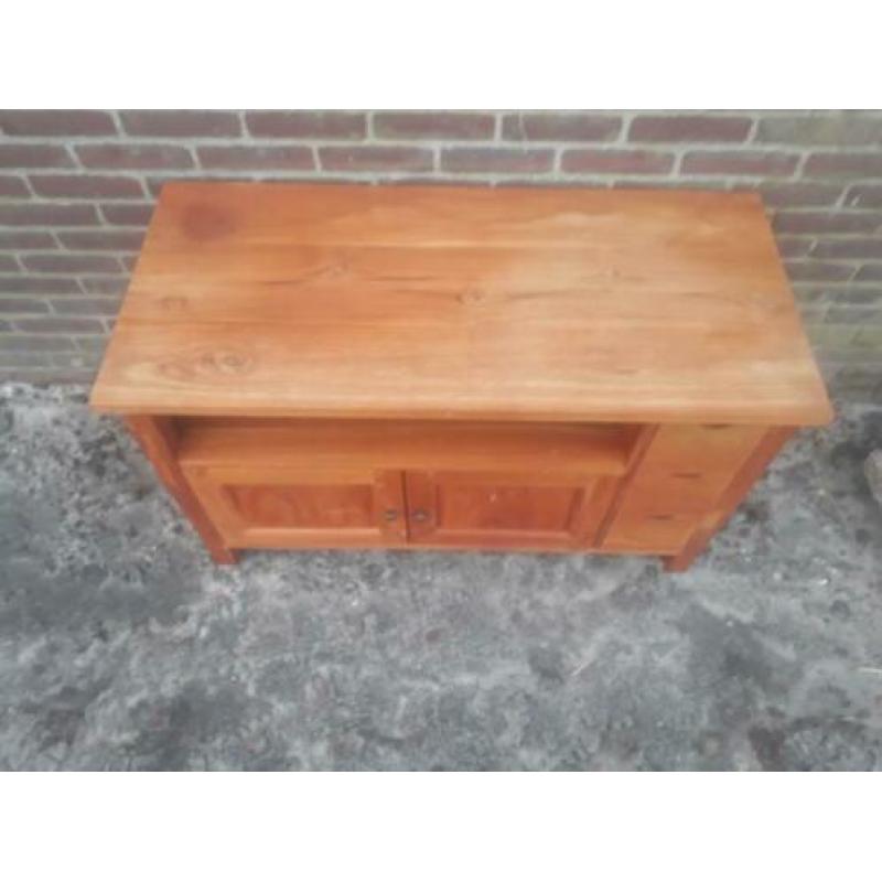 Teak houten tv kastje- met 3 laadjes en 2 deurtjes