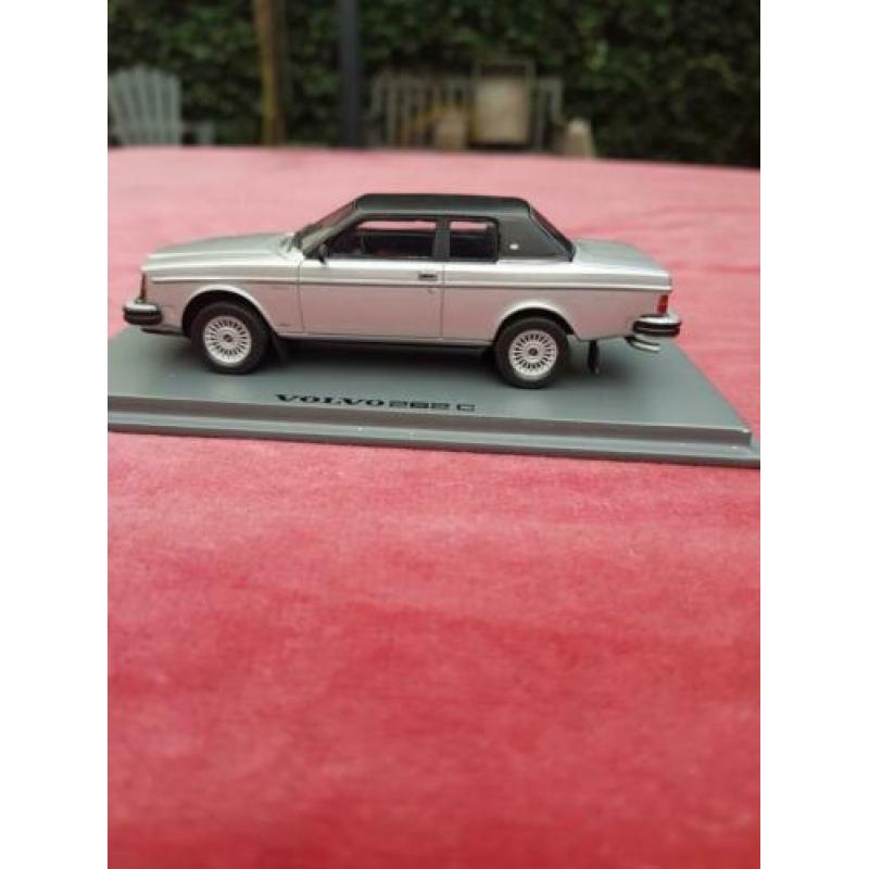 2x volvo 262 c bertone van neo
