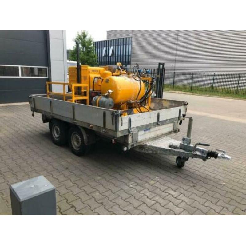 Hofmann Wegmarkering machine