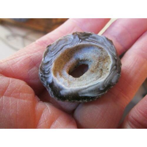 35x31x21mm geode agaat steen,
