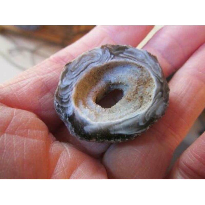 35x31x21mm geode agaat steen,
