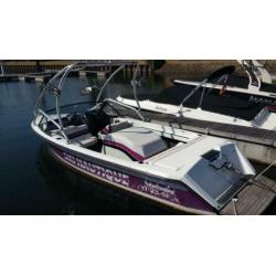 Ski Nautique allround familie/wakeboard boot met boottrailer