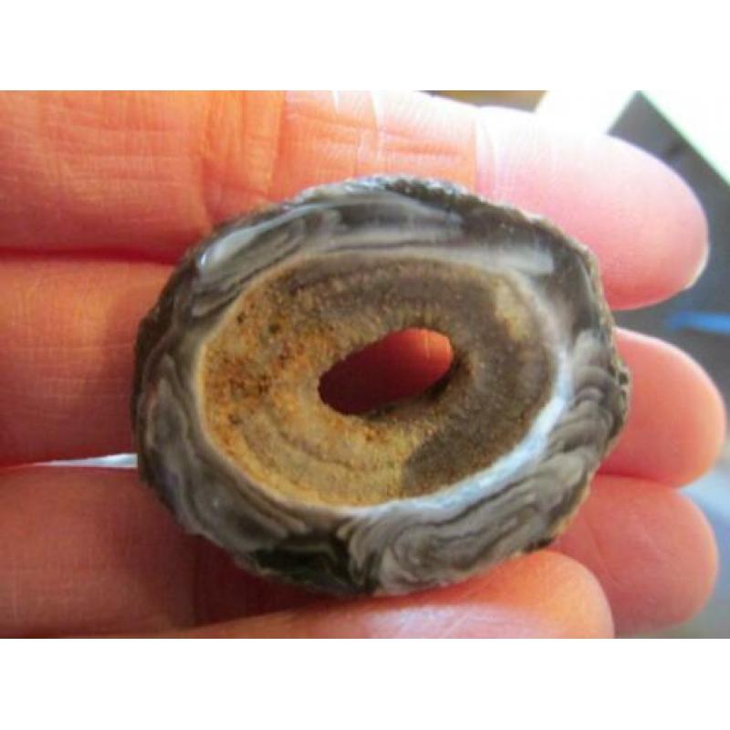 35x31x21mm geode agaat steen,