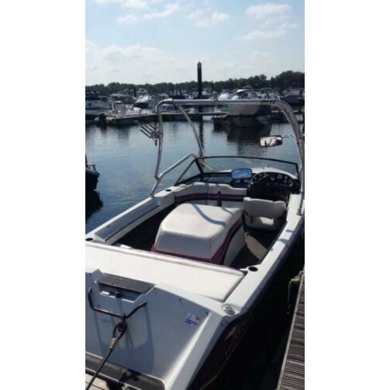 Ski Nautique allround familie/wakeboard boot met boottrailer