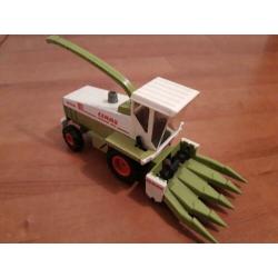 Claas jaguar 695 maishakselaar van Siku