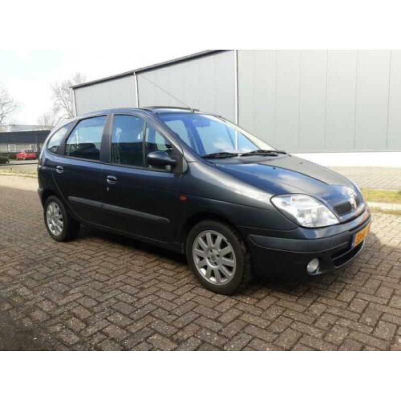 Renault Megane Scenic 1.6 16V Expr 2001 Grijs