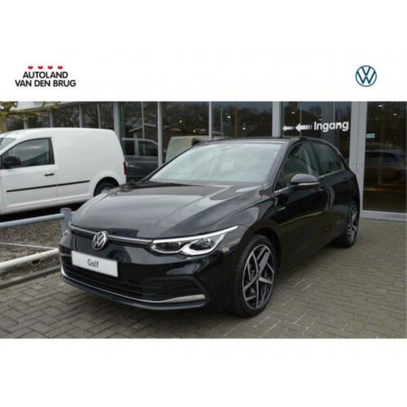 Volkswagen Golf 8 1.5 eTSI DSG 1st Edition Style | 18 inch L