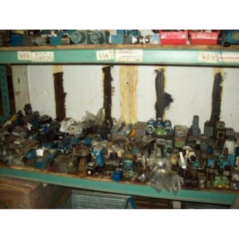 0029. Partij hydrauliek materiaal / hydrauliek