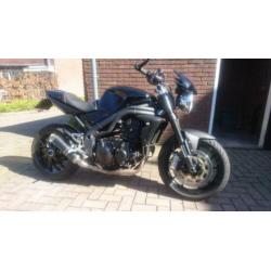 Speed triple 2010 metallic zwart!!
