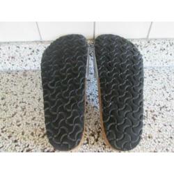 Meisjes/ Dames Birkenstocks maat 37 zgan, zilver kleur.