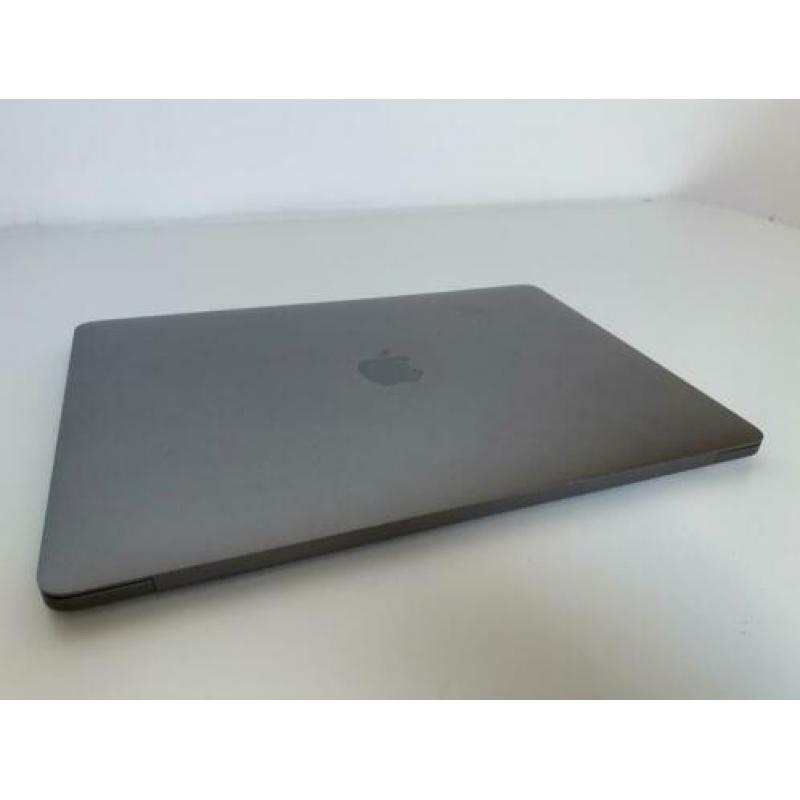 Macbook Pro 13" 2017 2.3GHZ I5 8GB 256GB