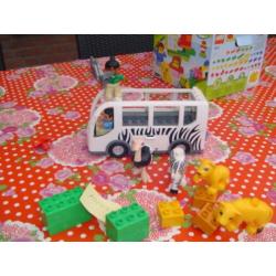 lego duplo Dierentuin Bus 10502 en2297-1: Cute Animals word